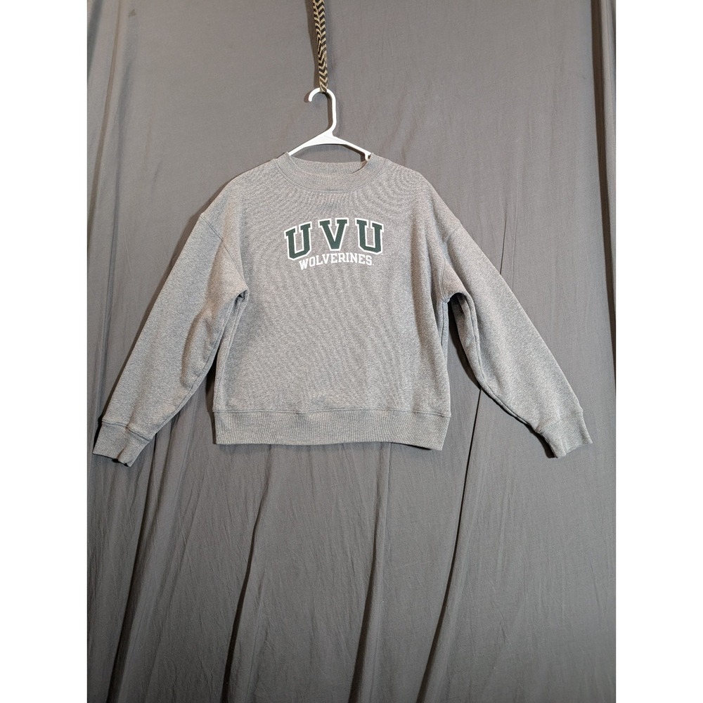 Champion Sweatshirt Mens Medium Color Gra Crewneck Logo Pullover Fleece Athletic